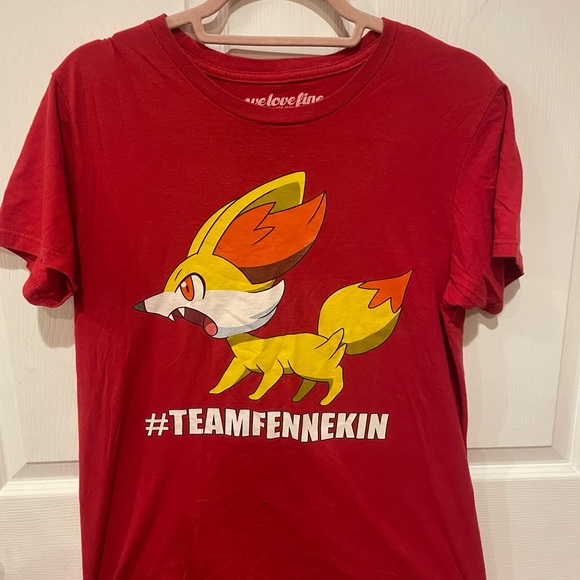 Red Pokémon #TeamFennekin T-Shirt 2014 Size M - Picture 1 of 5